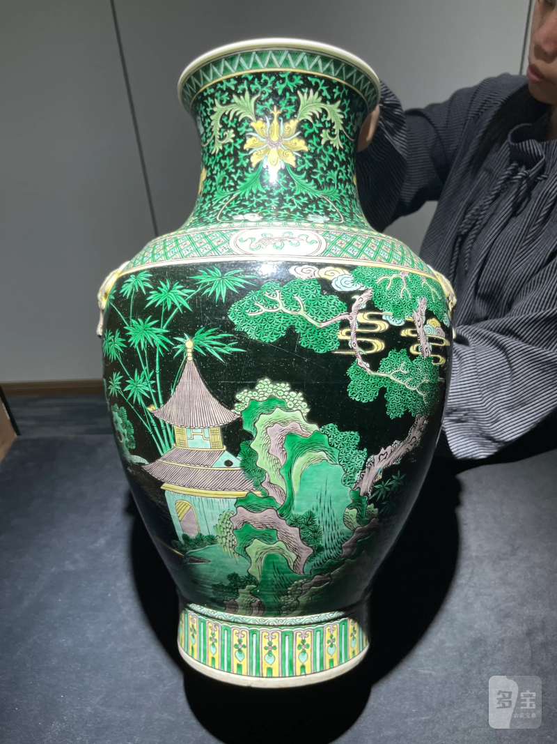 清晚期 墨地素三彩竹林七贤纹铺首尊 - 图6